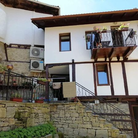 Стаи За Гости Елеганс Elena Exterior photo